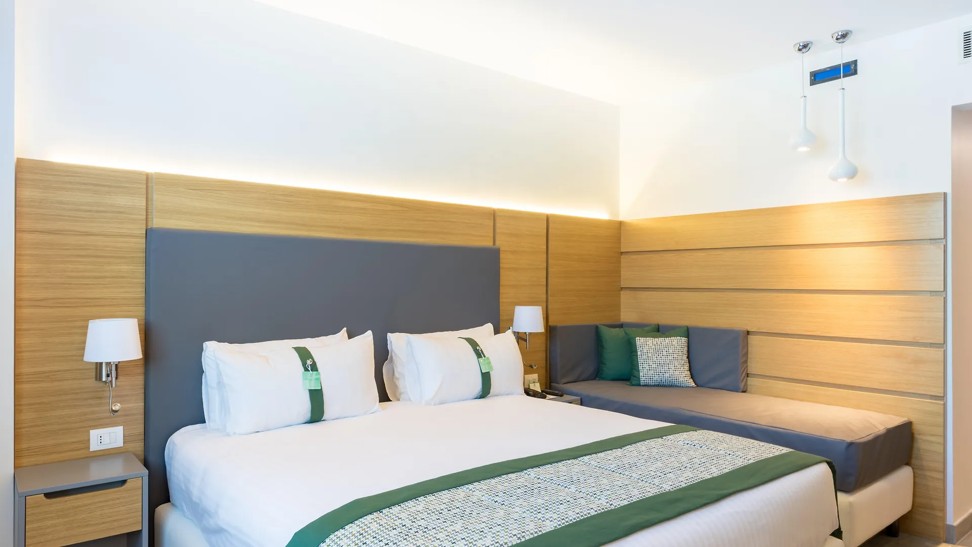 Holiday Inn Naples By Ihg