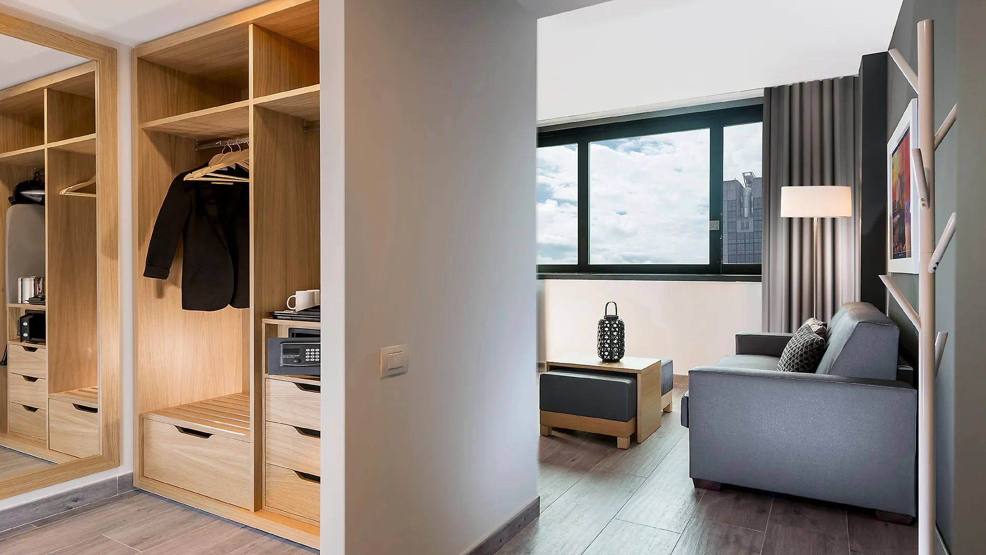 Hotel Holiday Inn Naples By Ihg