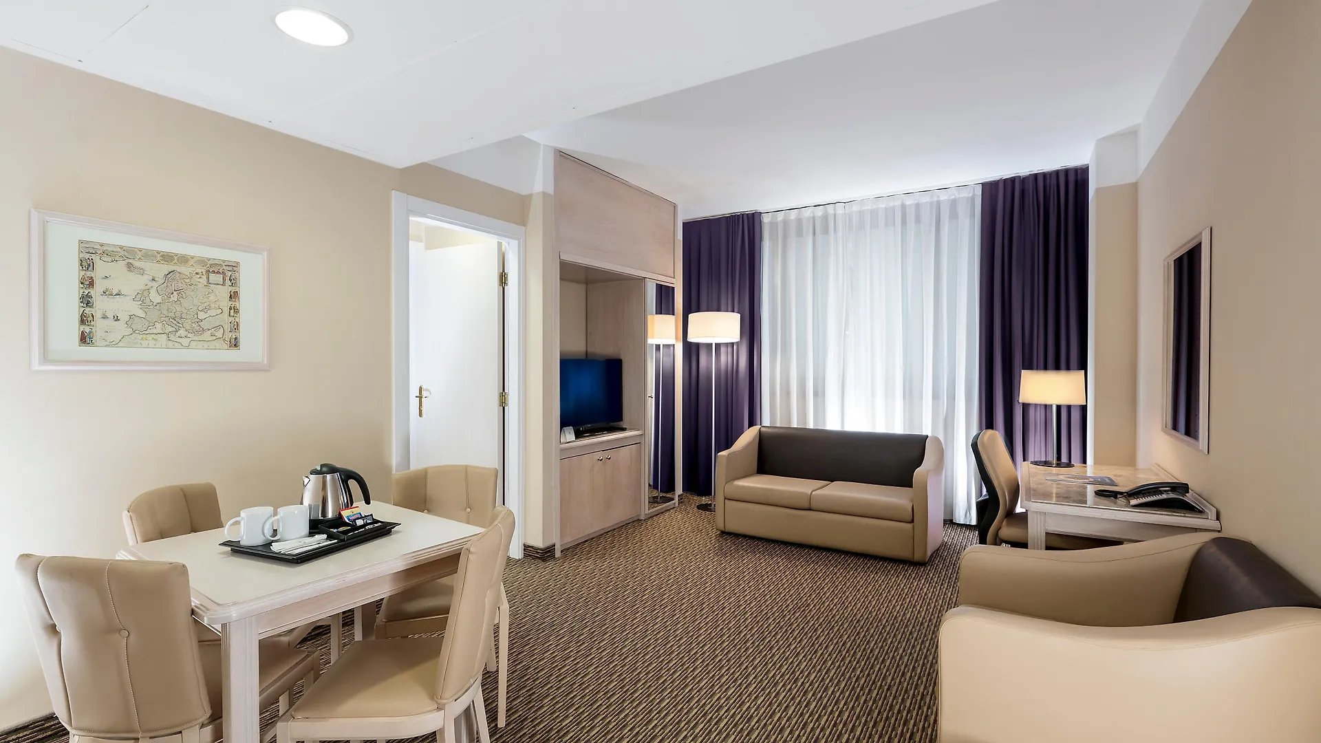 Hotel Holiday Inn Naples By Ihg