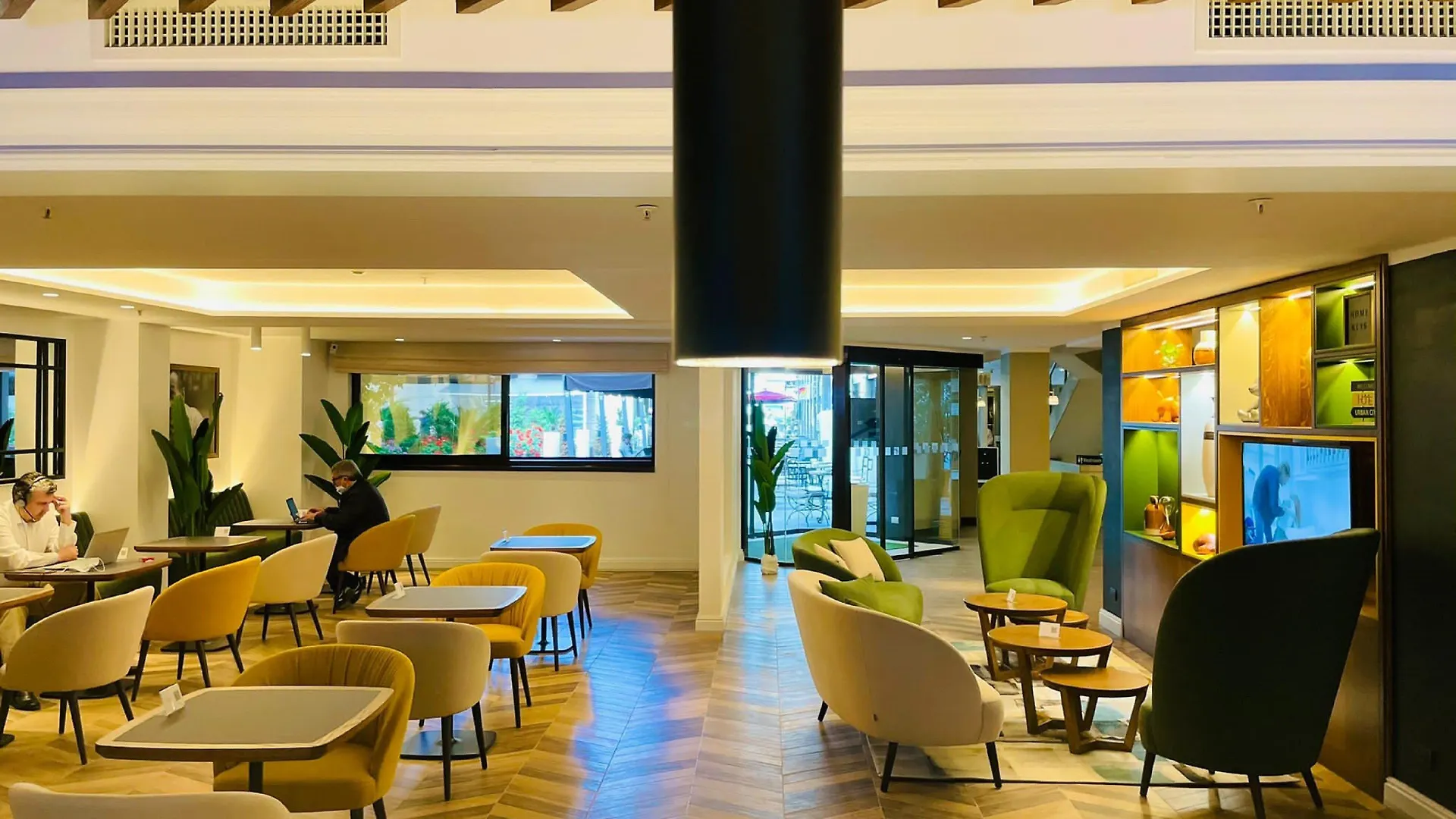 **** Hotel Holiday Inn Naples By Ihg Itália