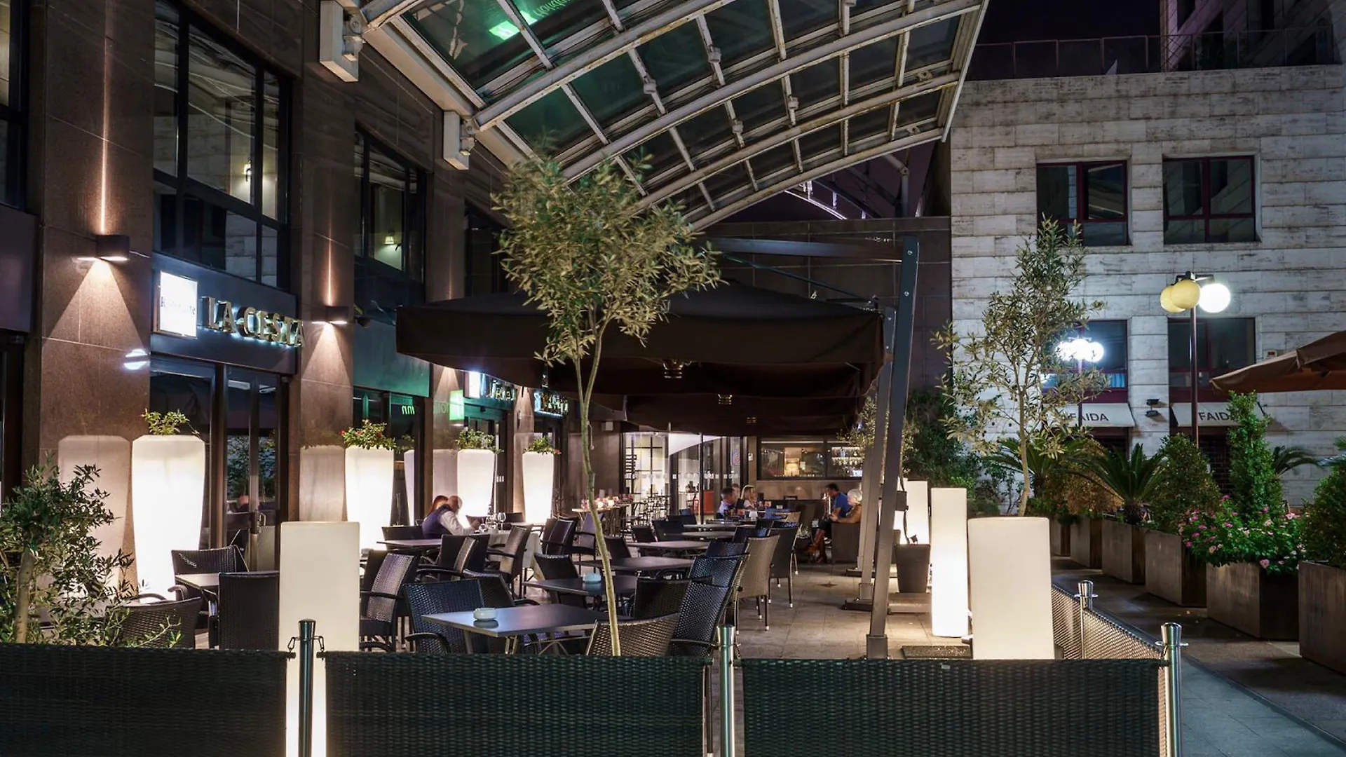 **** Hotel Holiday Inn Naples By Ihg Itália