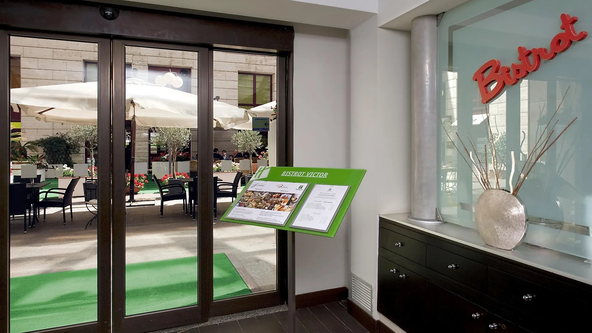 Holiday Inn Naples By Ihg Itália