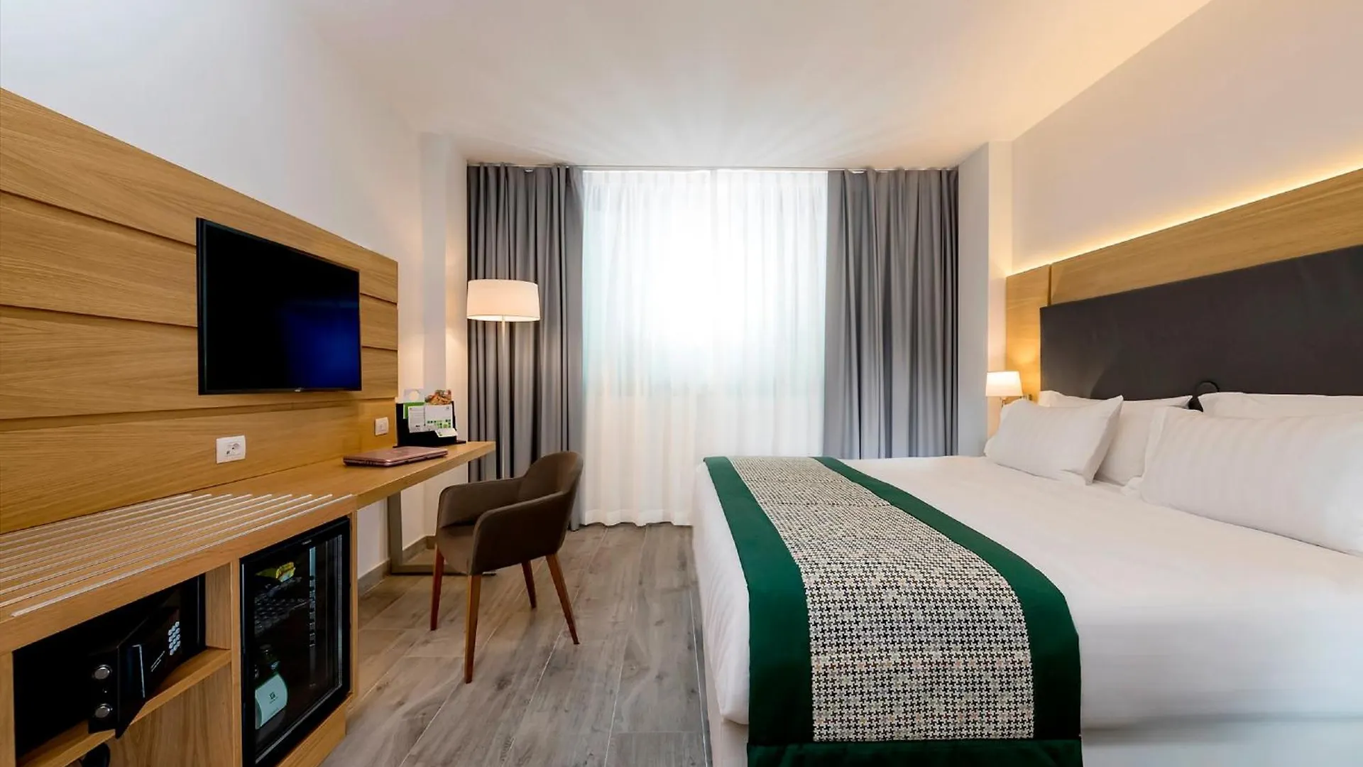 Holiday Inn Naples By Ihg