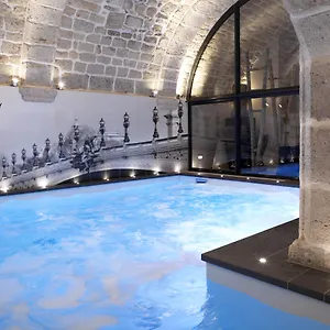 **** Hotel La Lanterne & By Timhotel França