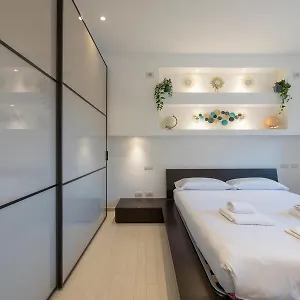 https://ihost-apartment-tito-livio-20.it-lombardy.com
