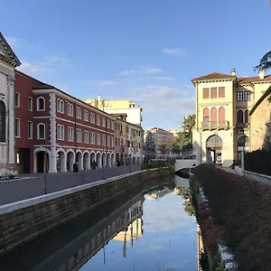 https://venice-mestre-apartaments.hotelinveneto.com